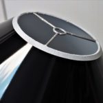 Matière noire brillante pour abat-jour design | Jade Création