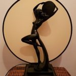 ecran parchemin sur mesure pour luminaire sculpture de femme