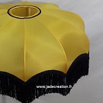 Dôme parapluie jaune à franges noire Jade Création
